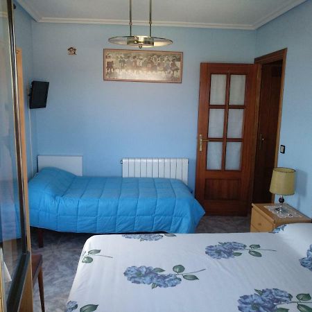 Casa Rural El Carrascal Valdefuentes de Sangusín Eksteriør billede